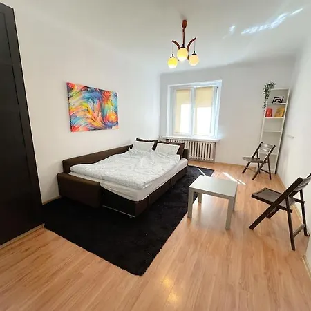 Apartament Edmunda Calliera Apartment *