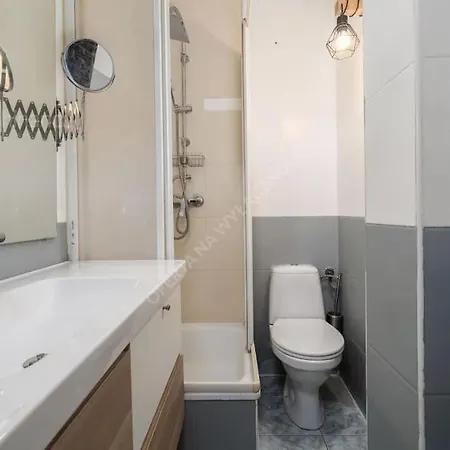 Apartament Edmunda Calliera Daire